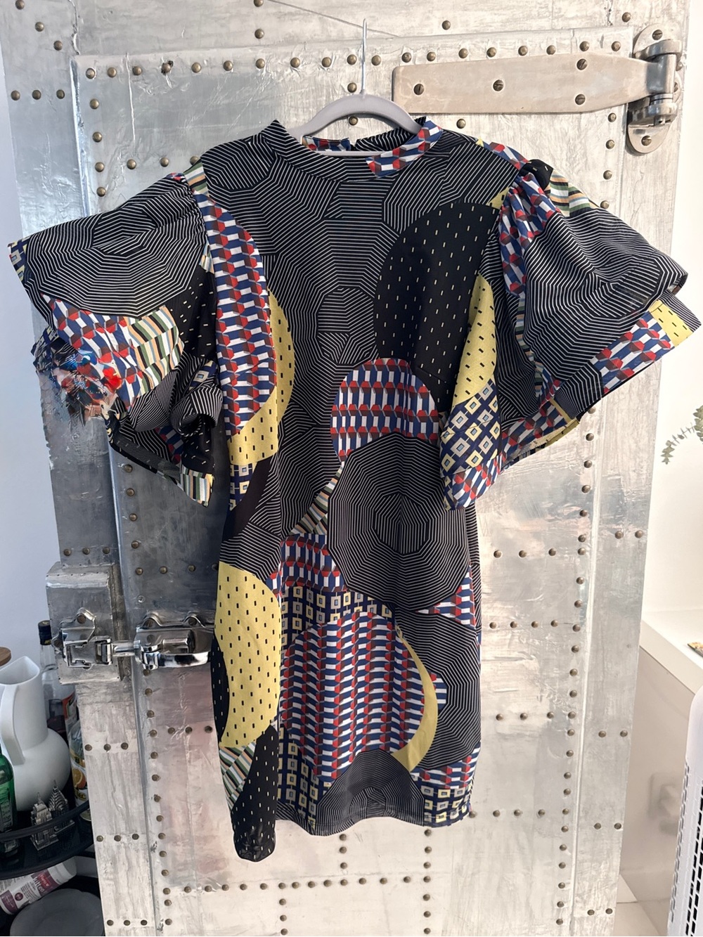 CQ by CQ Abstract Print Ruffle-Sleeve Mini Dress in Black and Yellow